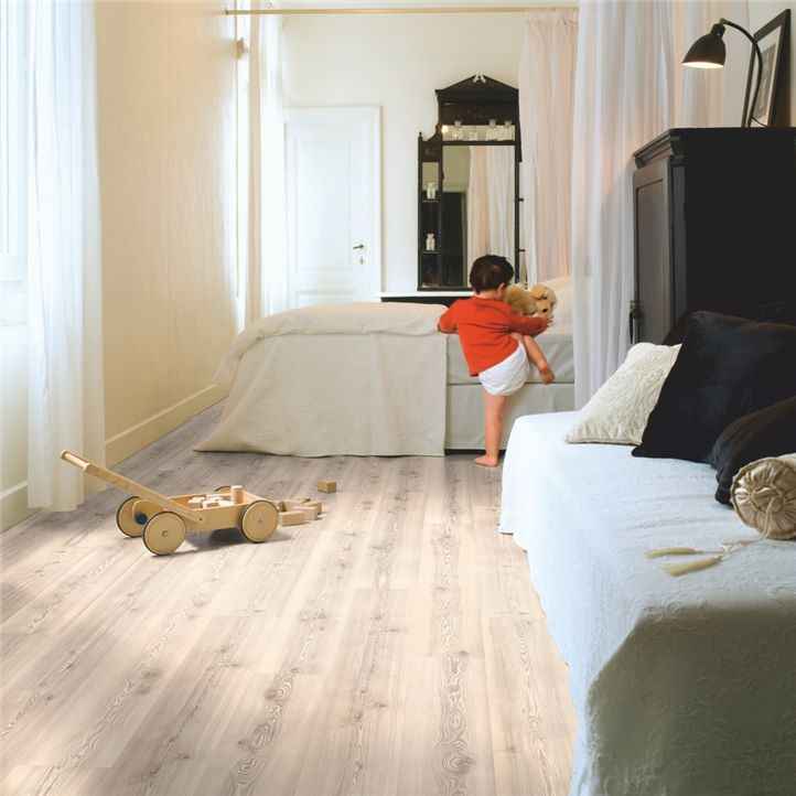 Laminaat Quick Step Classic Hydroseal Witte Es CLM1486